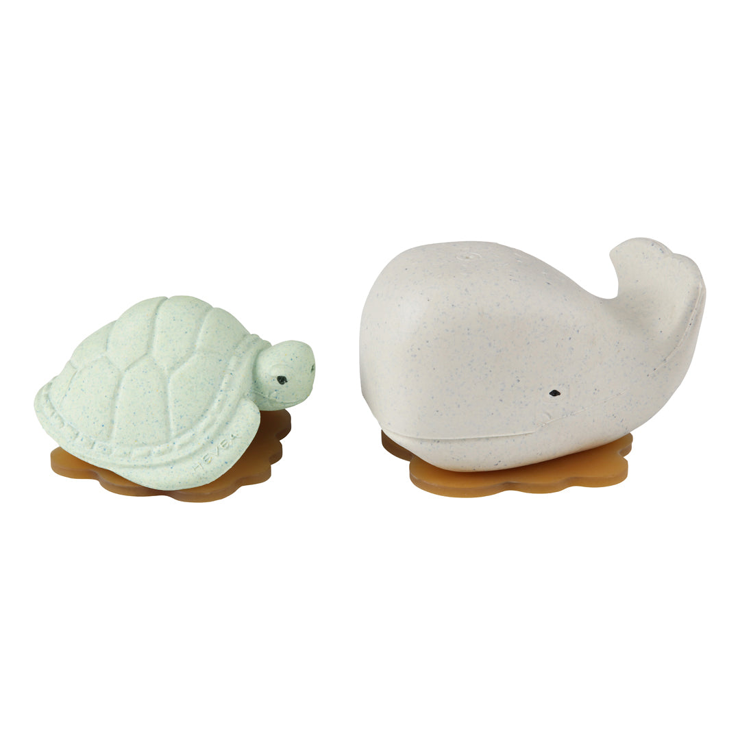 From the Hevea family of natural rubber bath toys comes Ingolf the Whale and Dagmar the turtle. Made from 100% natural rubber, your baby can squeeze, chew and splash happily at bath time. They can be used to scoop, pour, squirt and splash and can even stick and slide on the side or bottom of the bathtub. Hevea bathing toys are soft and malleable, yet durable. It's easy to grasp and squeeze for even the tiniest hands, encouraging baby's all-important early development skills.